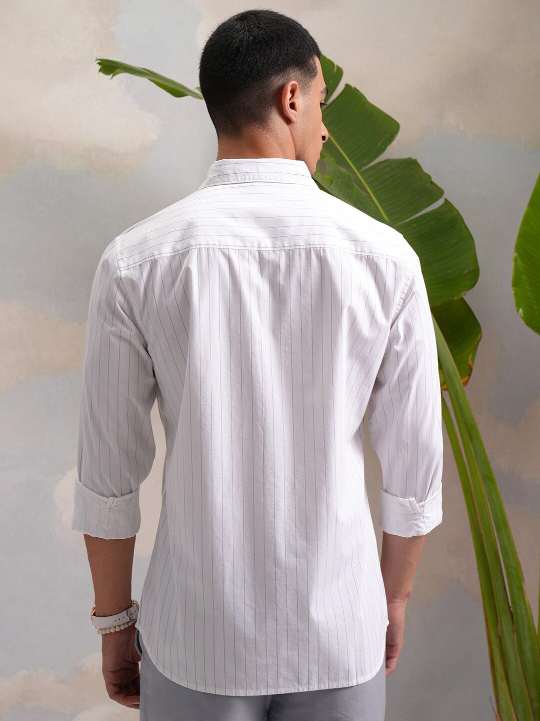 HIGHLANDER Classic White Slim Fit Vertical Striped Spread Collar Cotton Casual Shirt