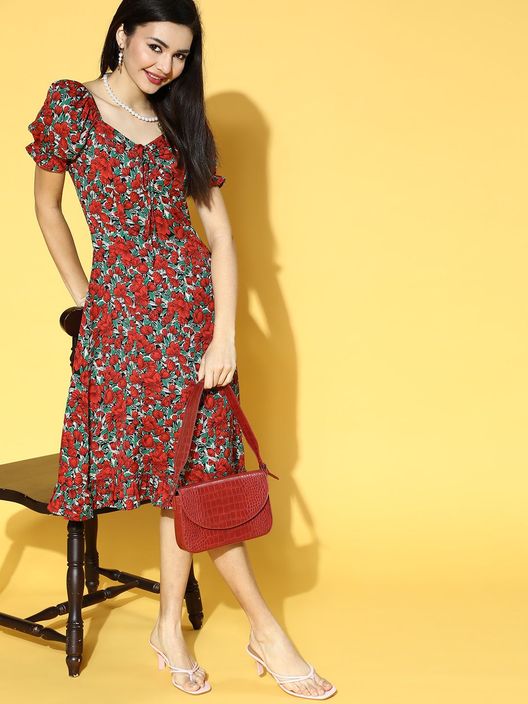 Berrylush Women Attractive Floral Puff Sleeves Dress