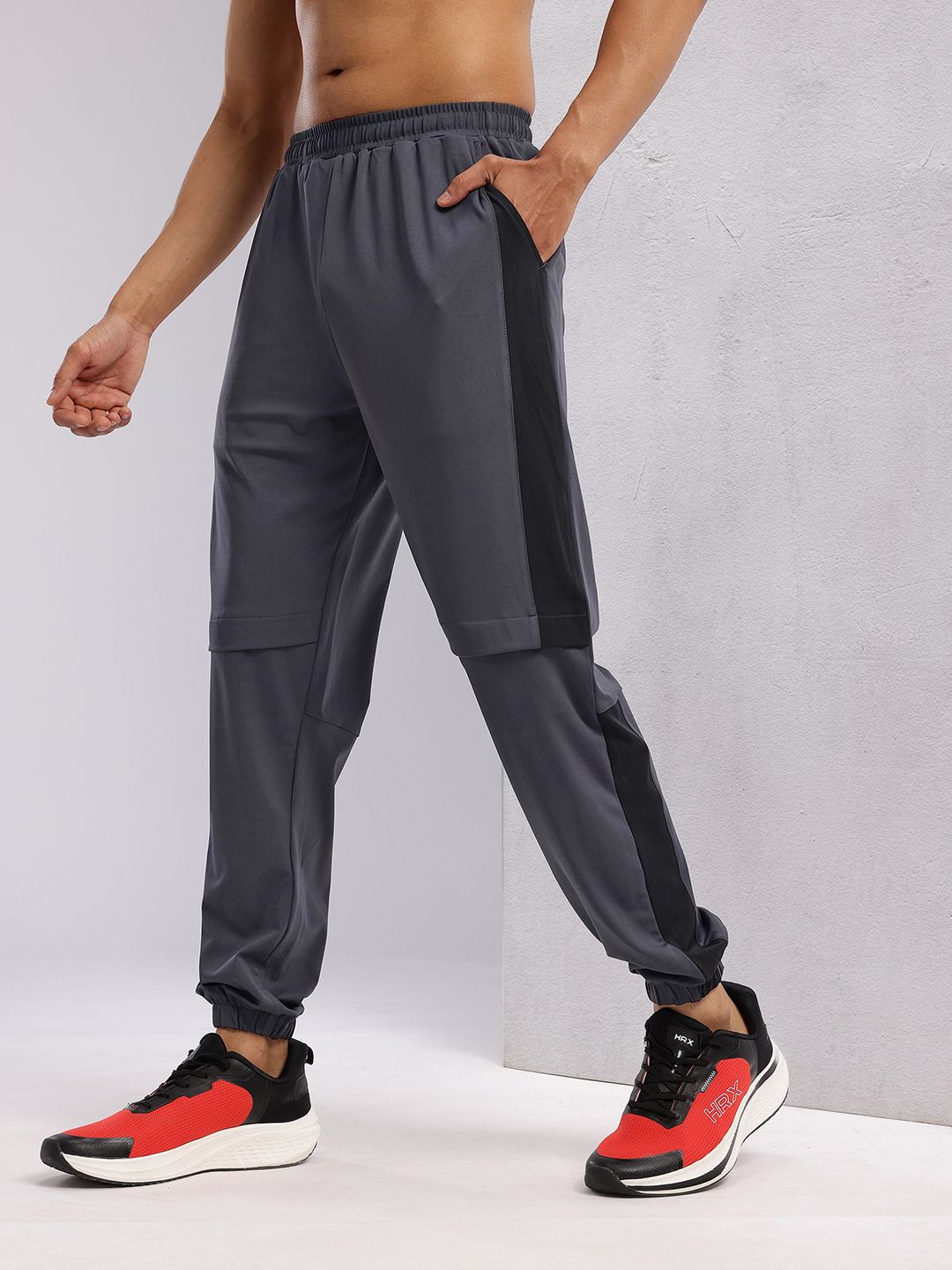 HRX by Hrithik Roshan Men Contrast Panel Rapid-Dry Training Joggers