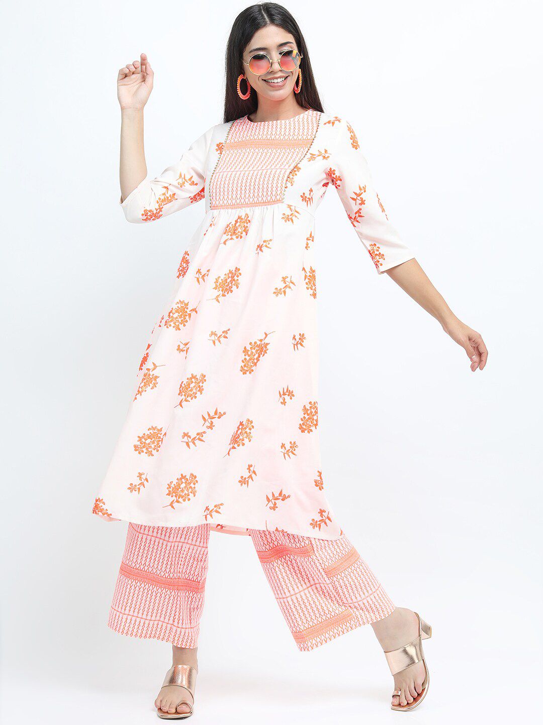 Vishudh Women Off White Floral Printed Pure Cotton Kurta with Palazzos