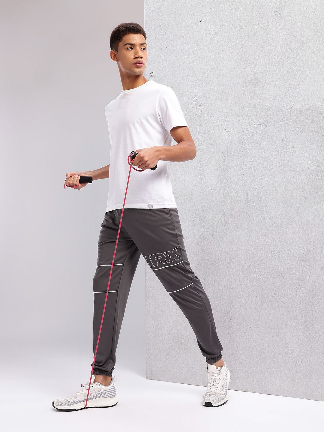 HRX by Hrithik Roshan Men Brand Logo Print Rapid-Dry Training Joggers with Contrast Piping