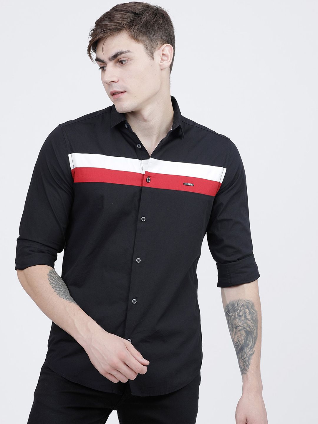 The Indian Garage Co Men Black Slim Fit Striped Casual Shirt