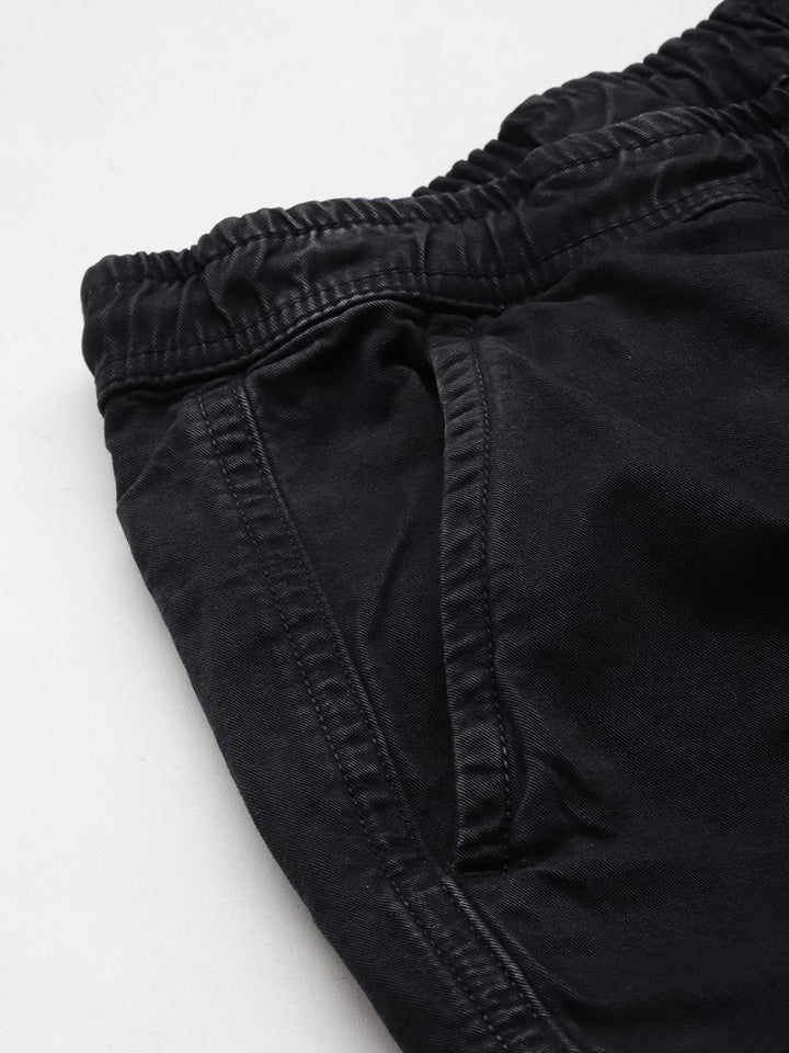 SPYKAR Men Loose Fit Cargos Trousers