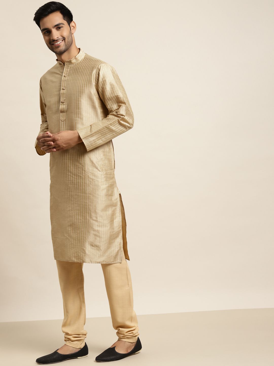SOJANYA Men Golden Kurta