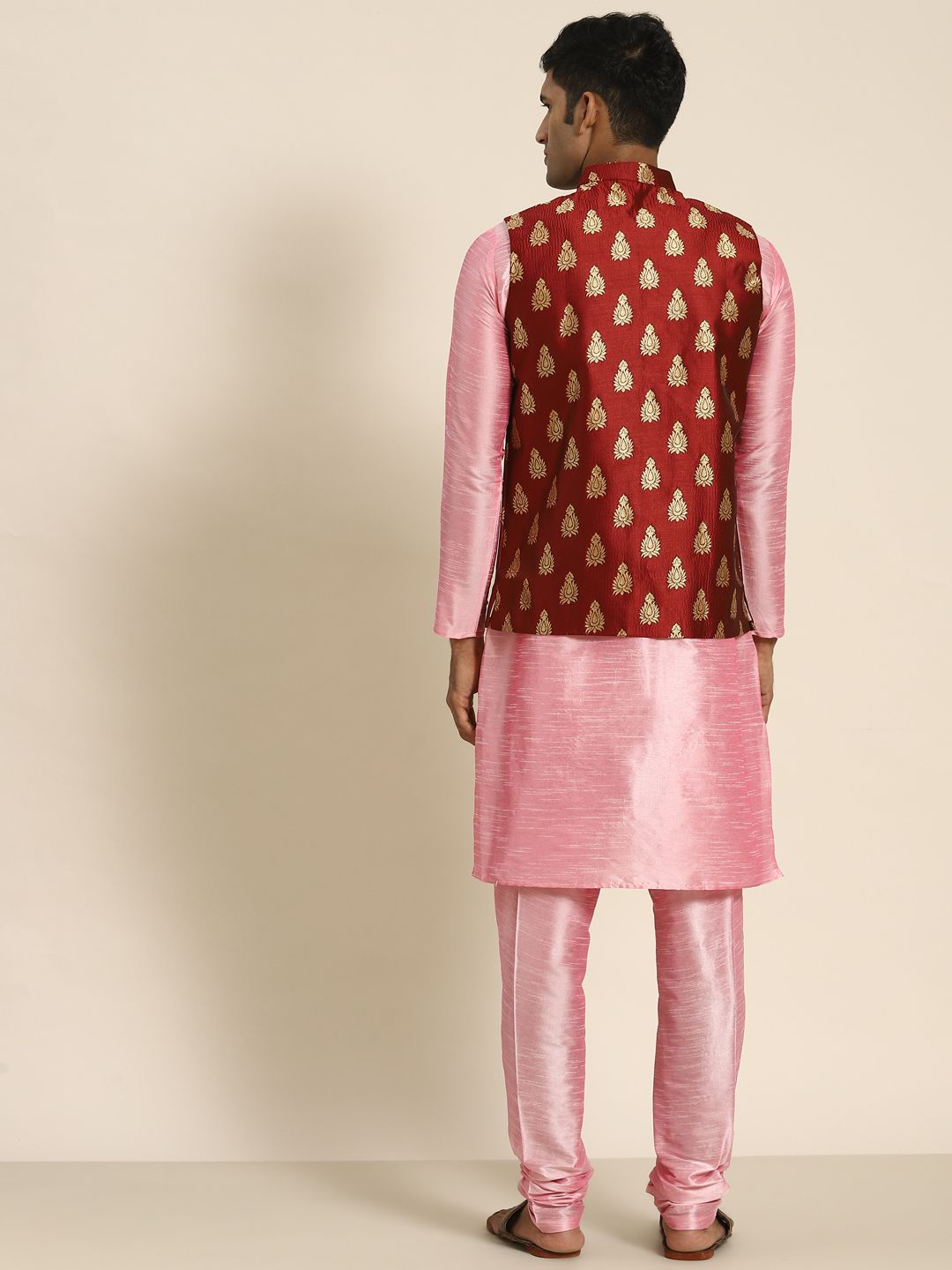 SOJANYA Men Pink Kurta with Churidar with Nehru Jacket