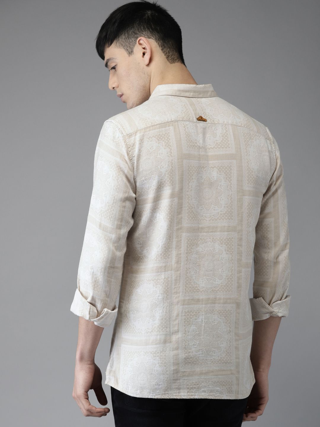 Bene Kleed Men Beige Slim Fit Self Design Casual Shirt