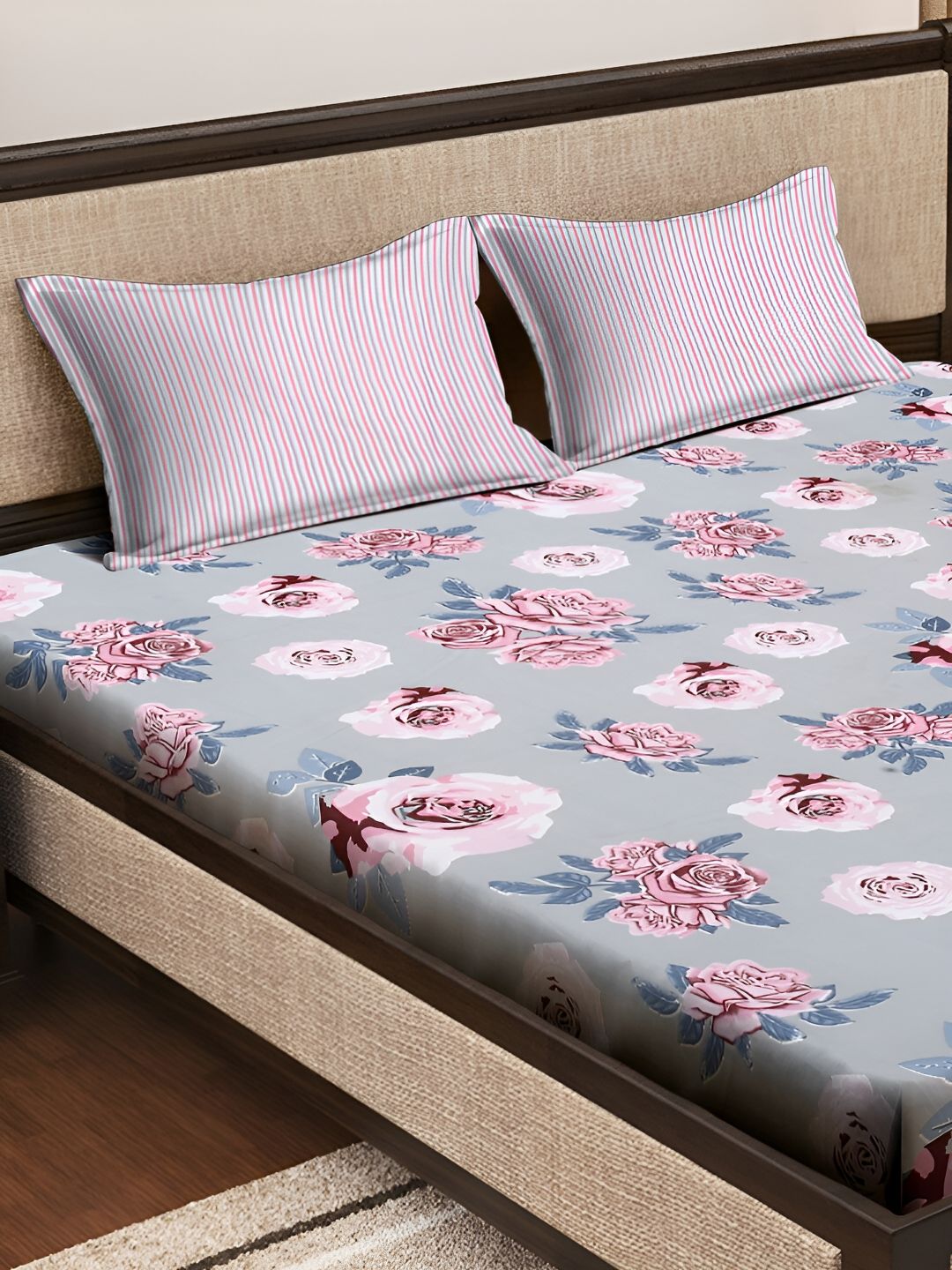 KLOTTHE Grey & Pink Floral Printed 300TC Super King Bedsheet With 2 Pillow Covers