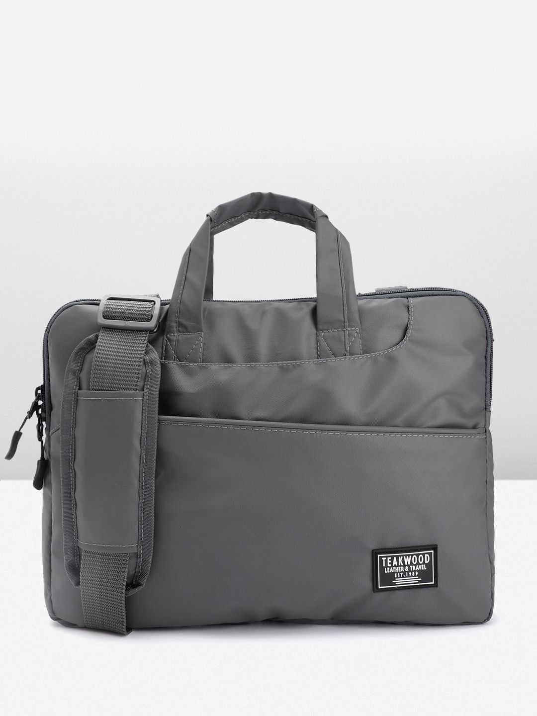Teakwood Leathers Unisex 15 Inch Laptop Bag With Detachable Sling Strap