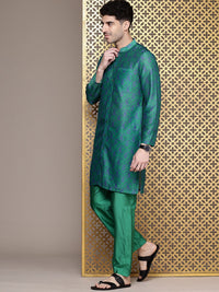House of Pataudi Floral Printed Mandarin Collar Regular Jashn Kurta with Trousers