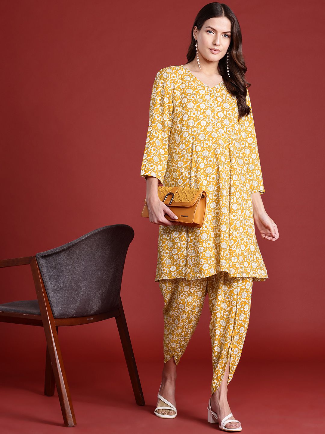 all about you Women Floral Print Kurta with Harem Pants