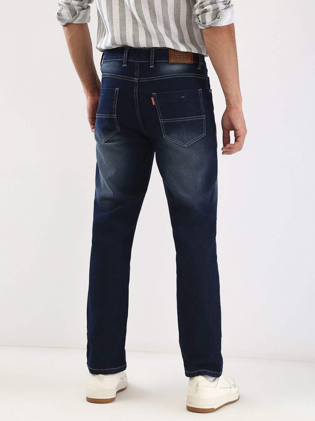 Urbano Fashion Men Straight Fit Mid-Rise Light Fade Stretchable Jeans