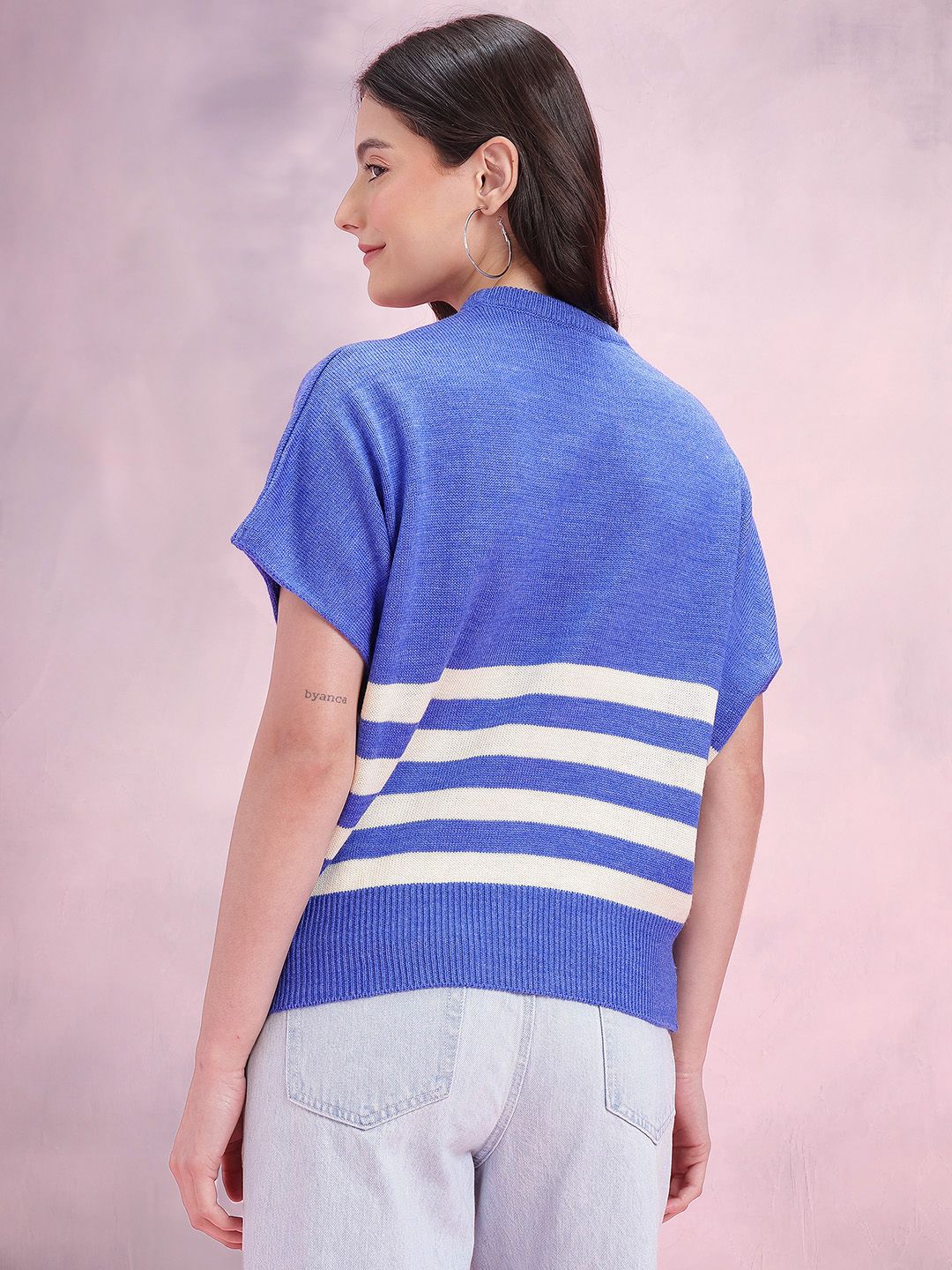 DressBerry Striped Round Neck Extended Sleeves Pullover