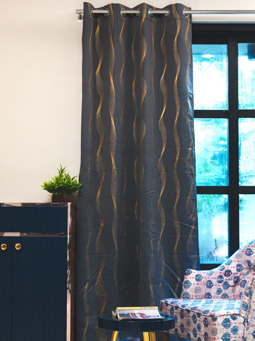 URBAN SPACE Grey & Gold-Toned Black Out Door Curtain