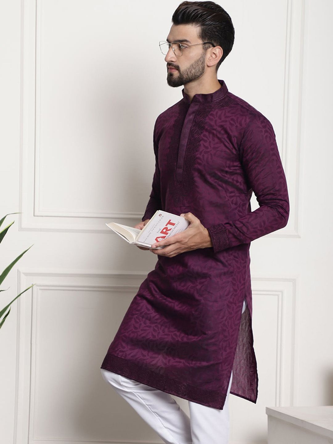 SOJANYA Woven Design Mandarin Collar Thread Work Kurta
