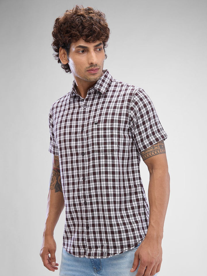 SPYKAR Men Slim Fit Opaque Checked Spread Collar Casual Shirt