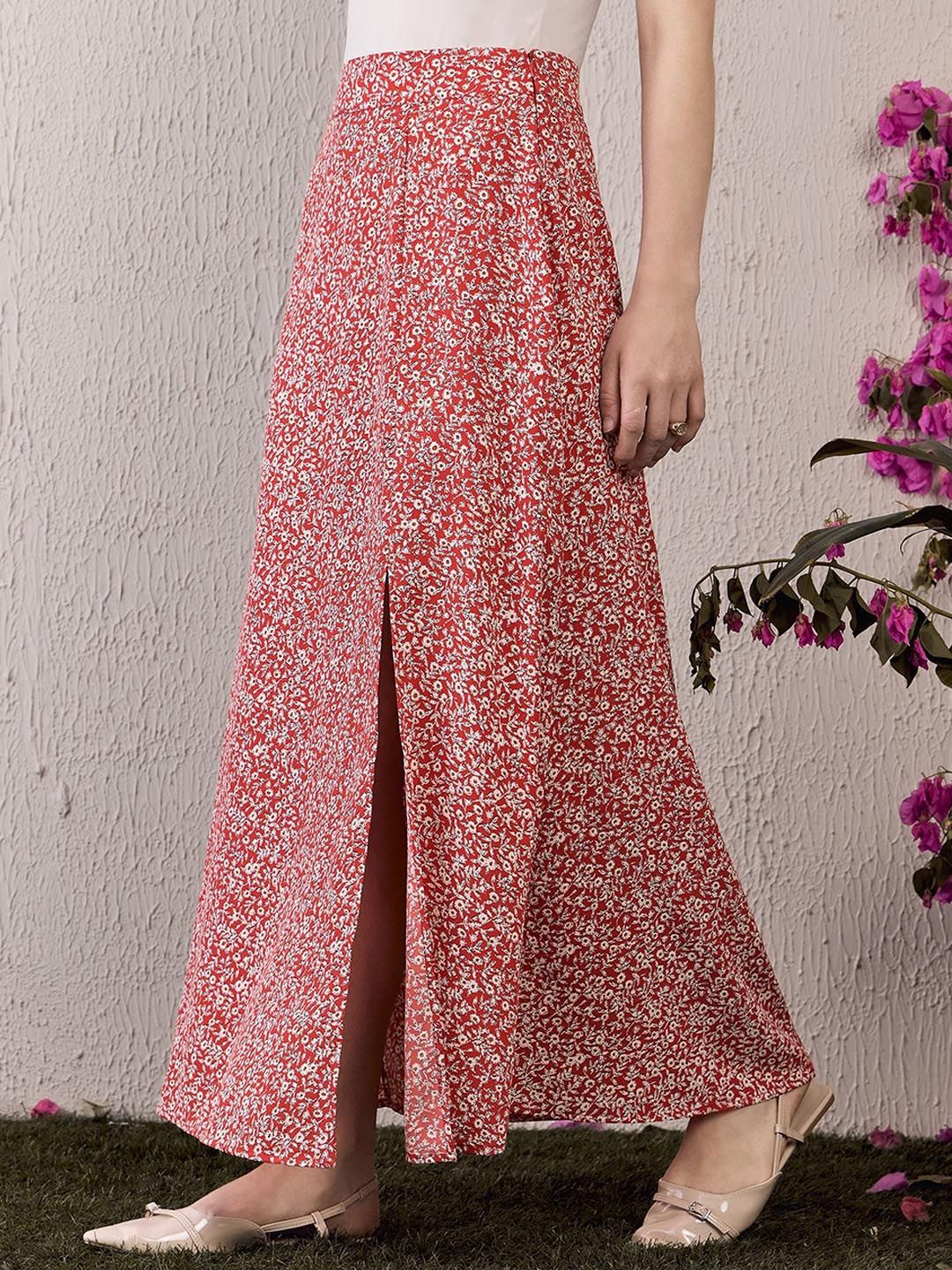 Berrylush Women Floral Printed A-Line Maxi Skirt