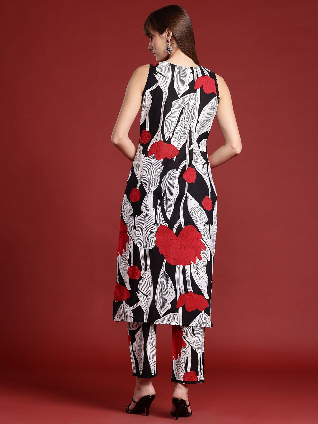 Indo Era Floral Printed Lace Detailed Pure Cotton Kurta with Trousers