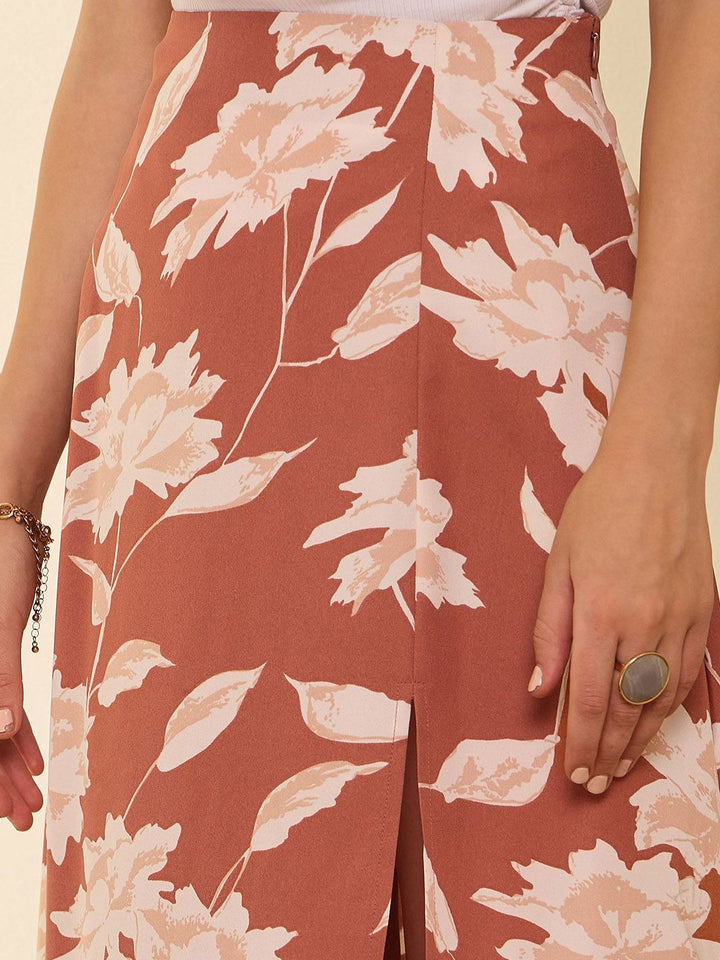 Berrylush Women Floral Printed  A-Line Knee Length Skirt