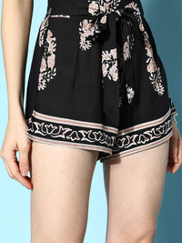 Berrylush Women Black Paisley Printed Top & Shorts With Shrug