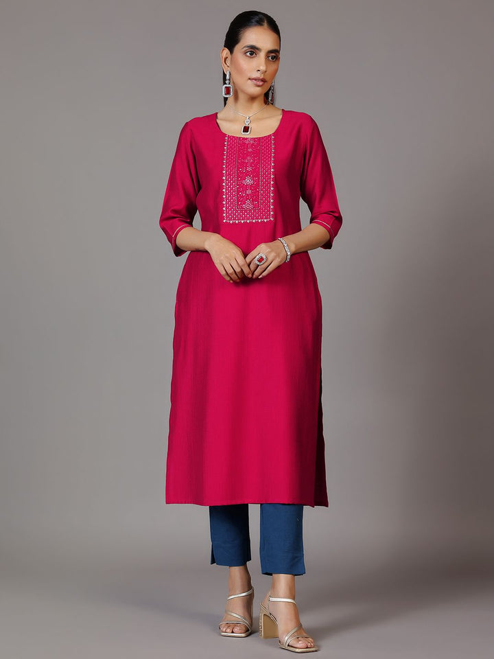 Libas Round Neck Yoke Design Three Quarter Sleeves Thread Work Kurta