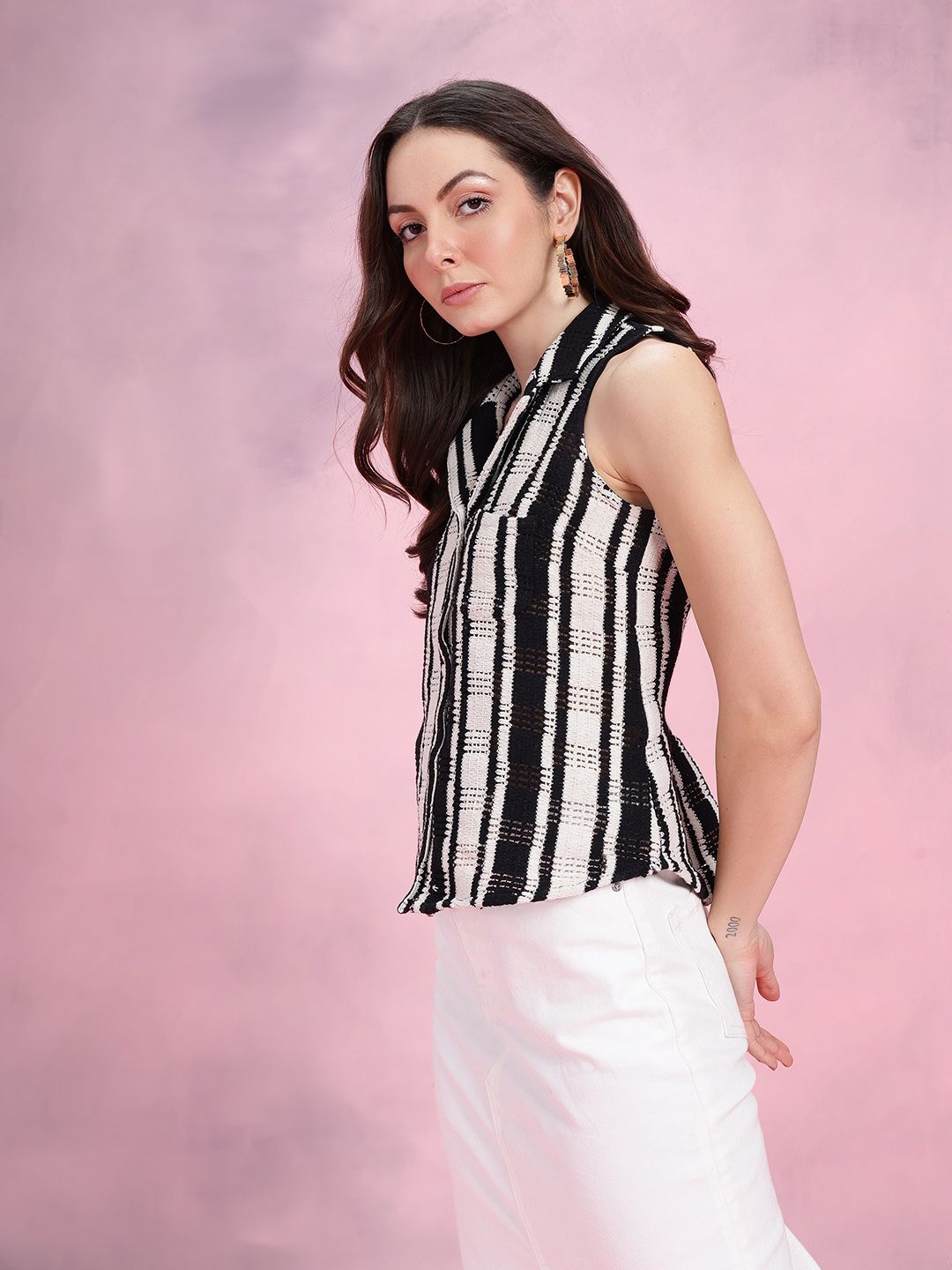 DressBerry Vertically Self-Striped Cuban Collar Semi Sheer Casual Shirt