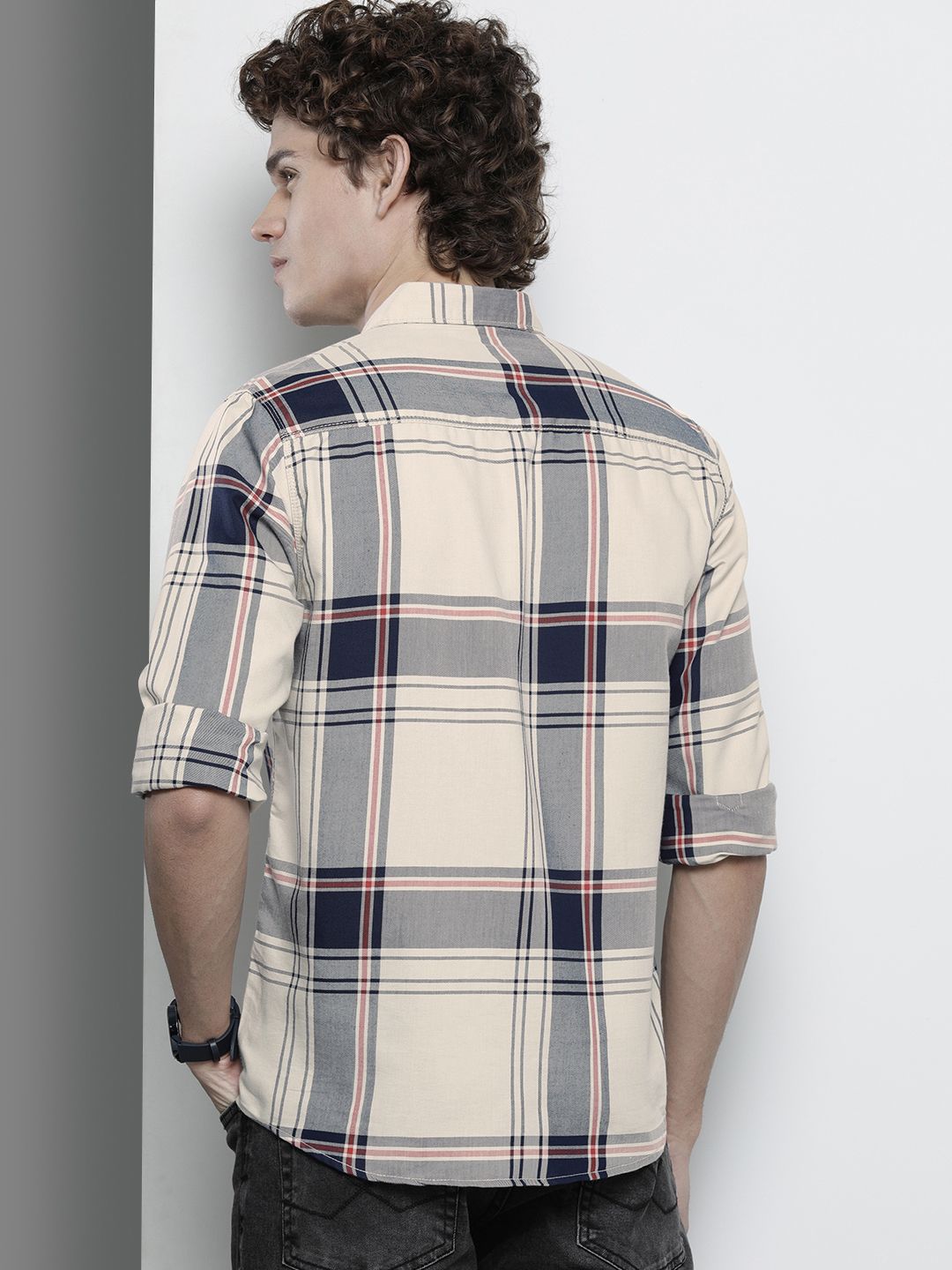 The Indian Garage Co Men Cream-Coloured & Navy Blue Tartan Checked Shirt