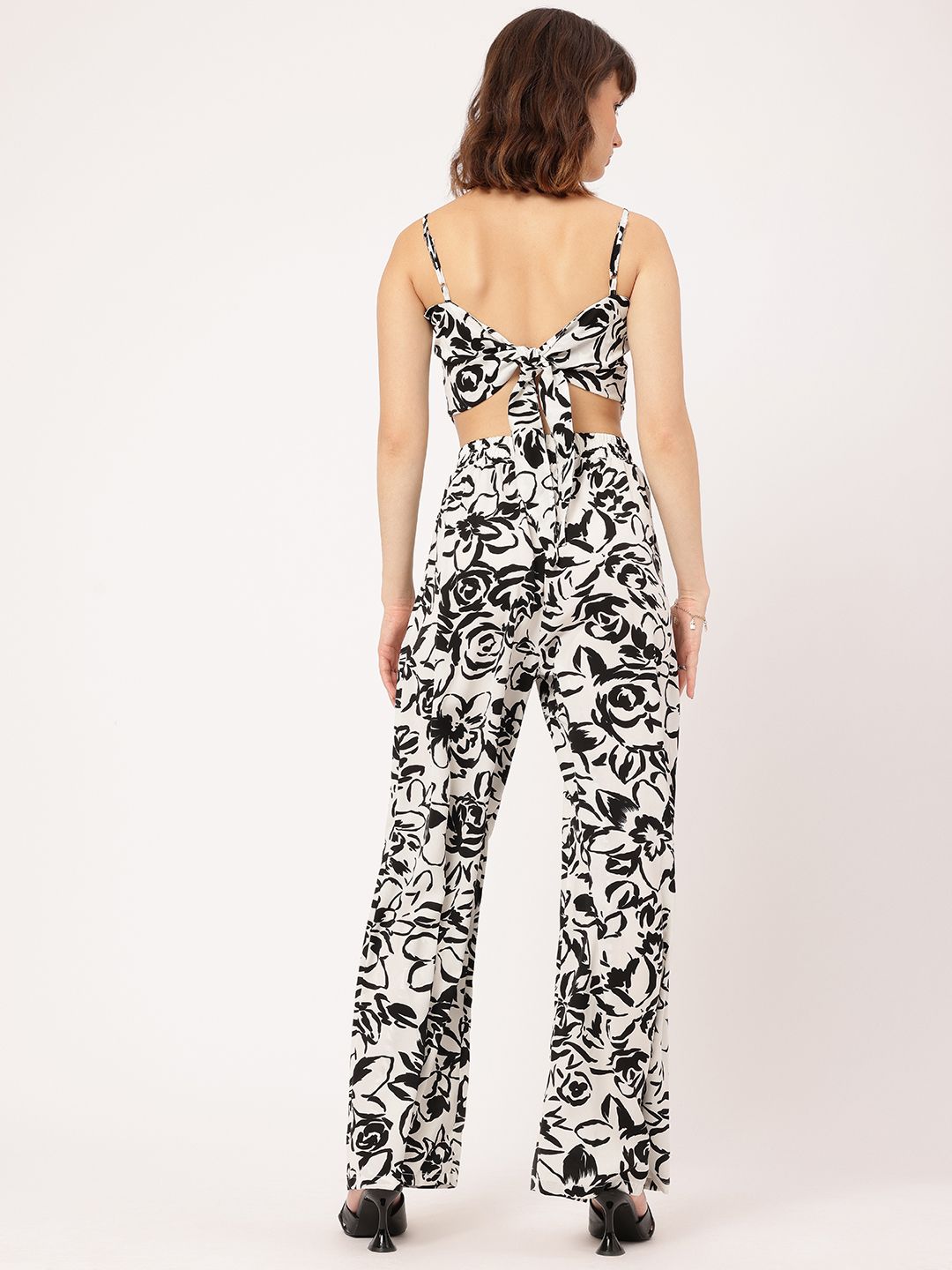 DressBerry Wanderlust Wear Monochrome Floral Print Tie-Up Back Top Co-Ords