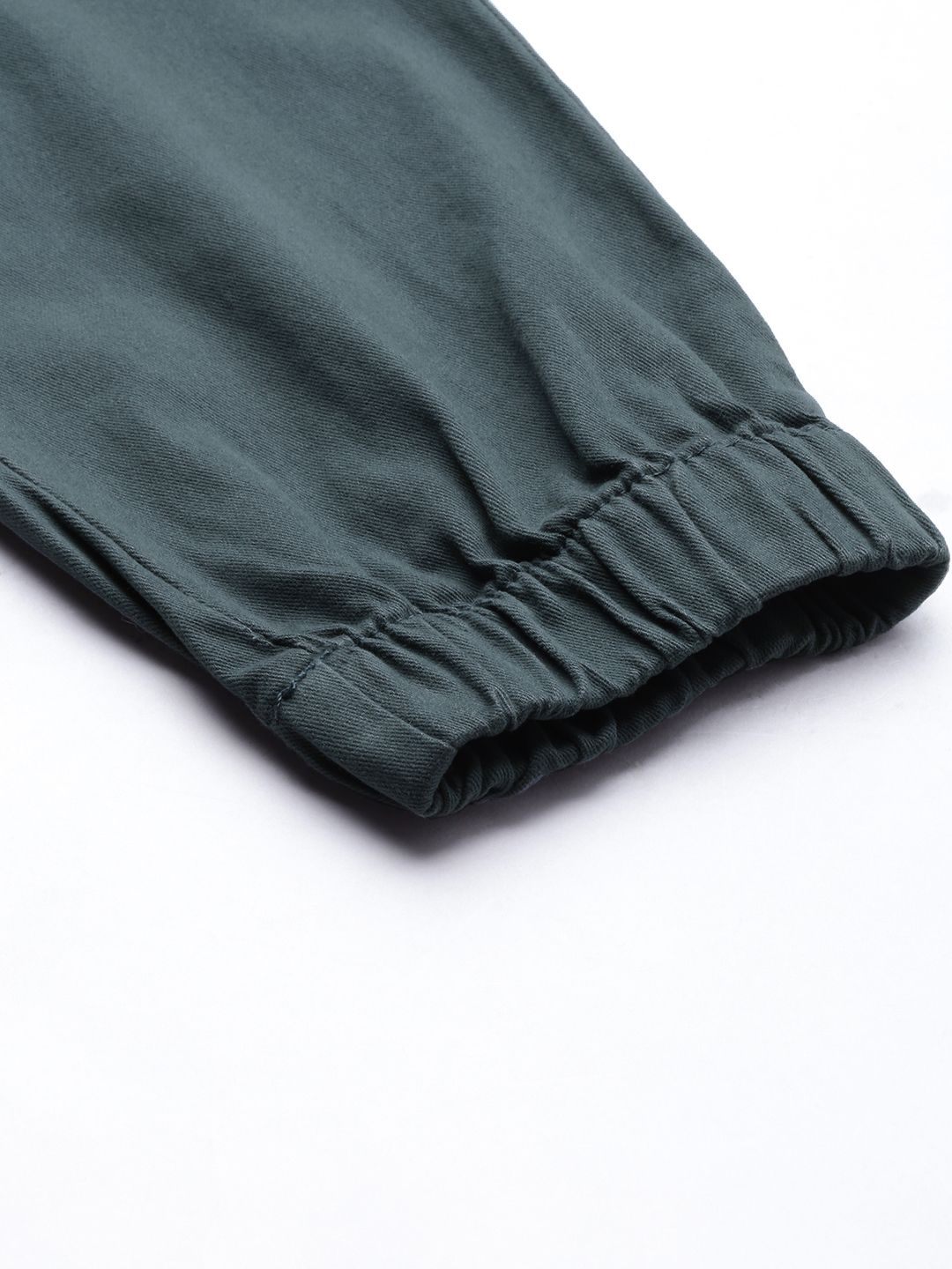The Indian Garage Co Men Grey Slim Fit Cargos Trousers