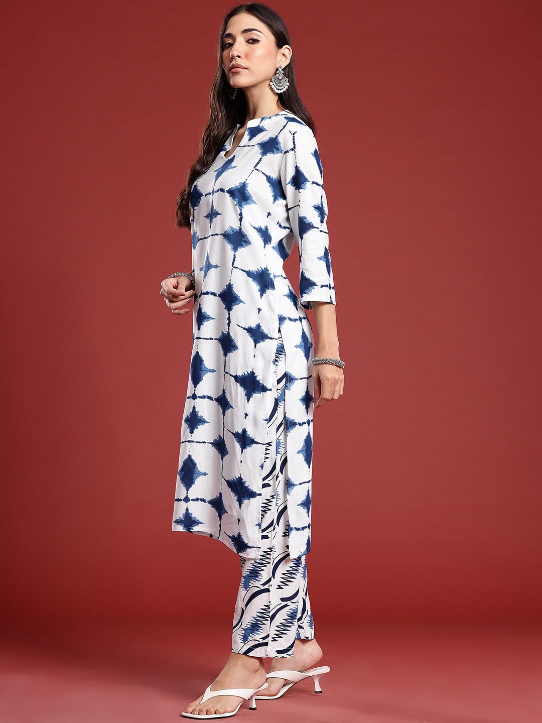 Anouk Tie & Dye Band Collar Straight Kurta with Trousers & Dupatta