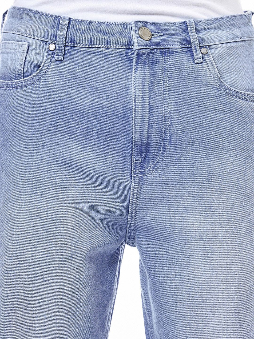 Bewakoof Men's Light Blue Baggy Distressed Mid-Rise Jeans