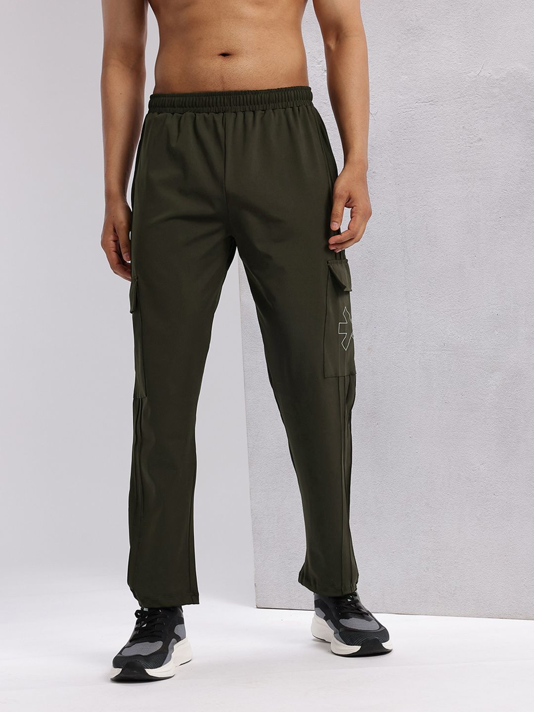 HRX by Hrithik Roshan Men Pleated Rapid-Dry Cargo Training Track Pants