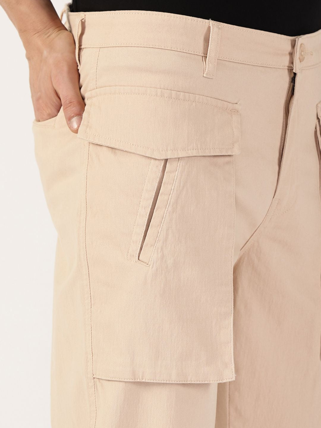 Thomas Scott Men Regular Fit Smart Mid-Rise Cargos CottonTrousers