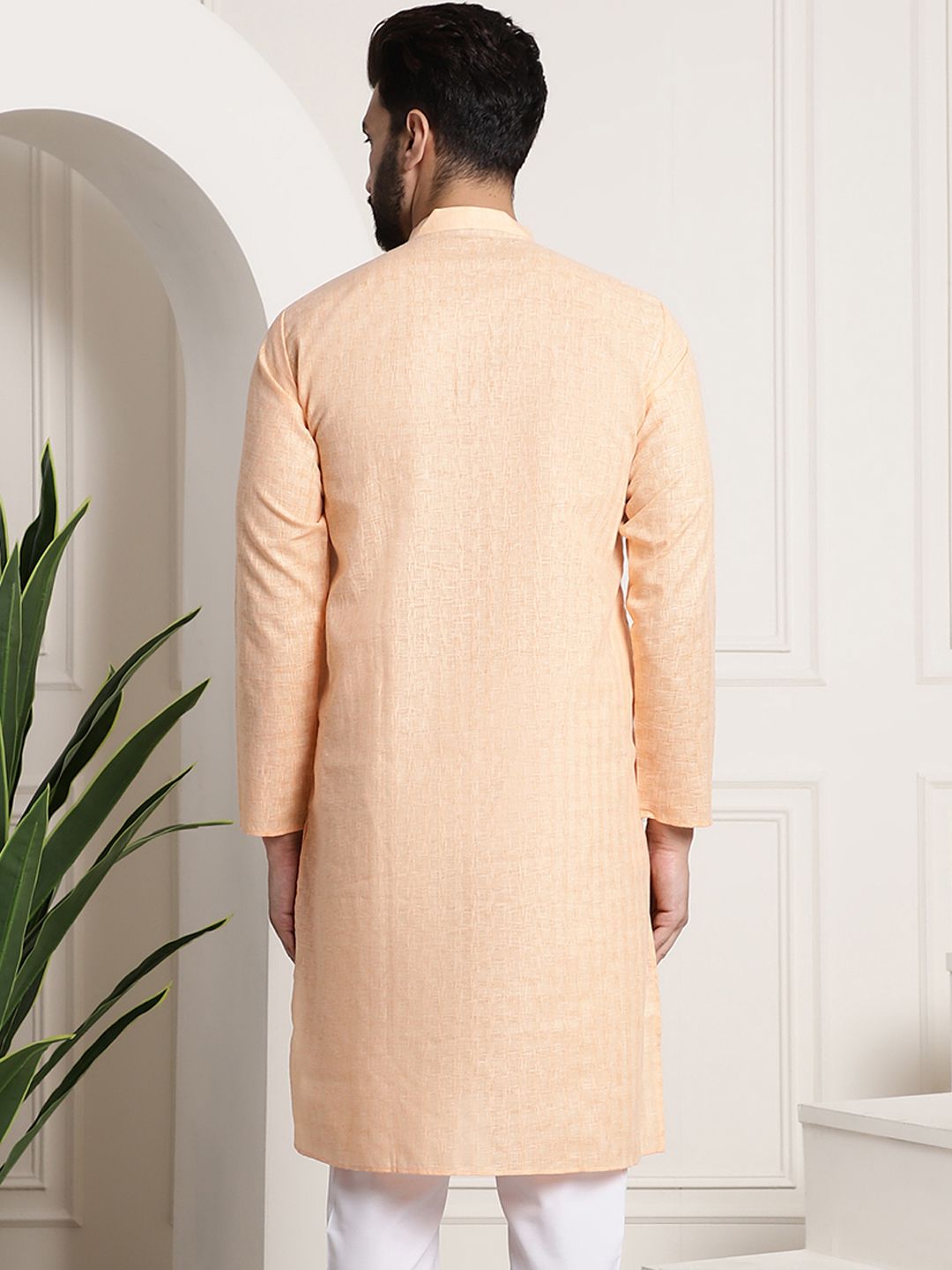 SOJANYA Kurta Lurus Berpetak Berwarna Peach Lelaki