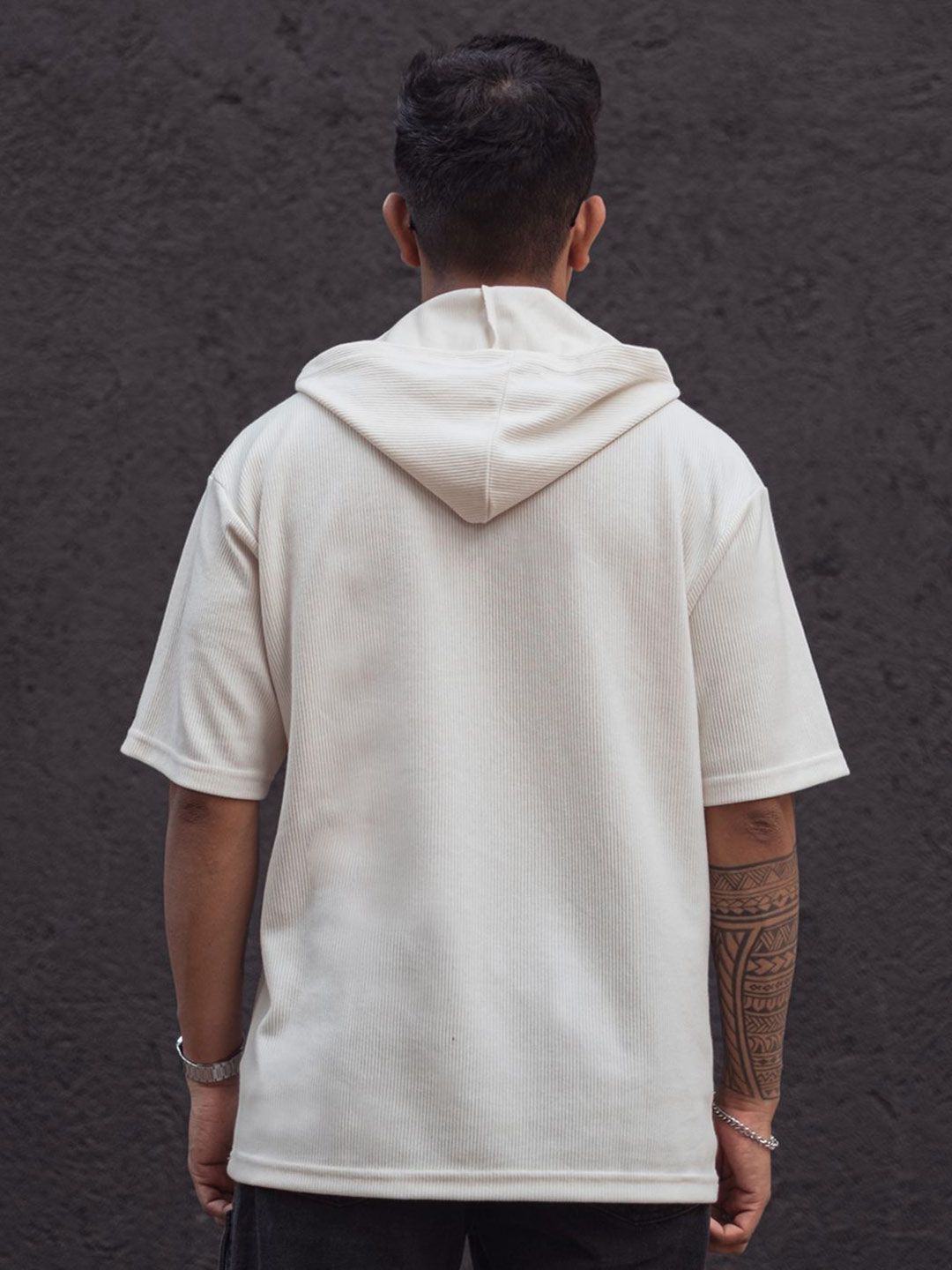 Powerlook Men Self Design Hooded Pockets T-shirt