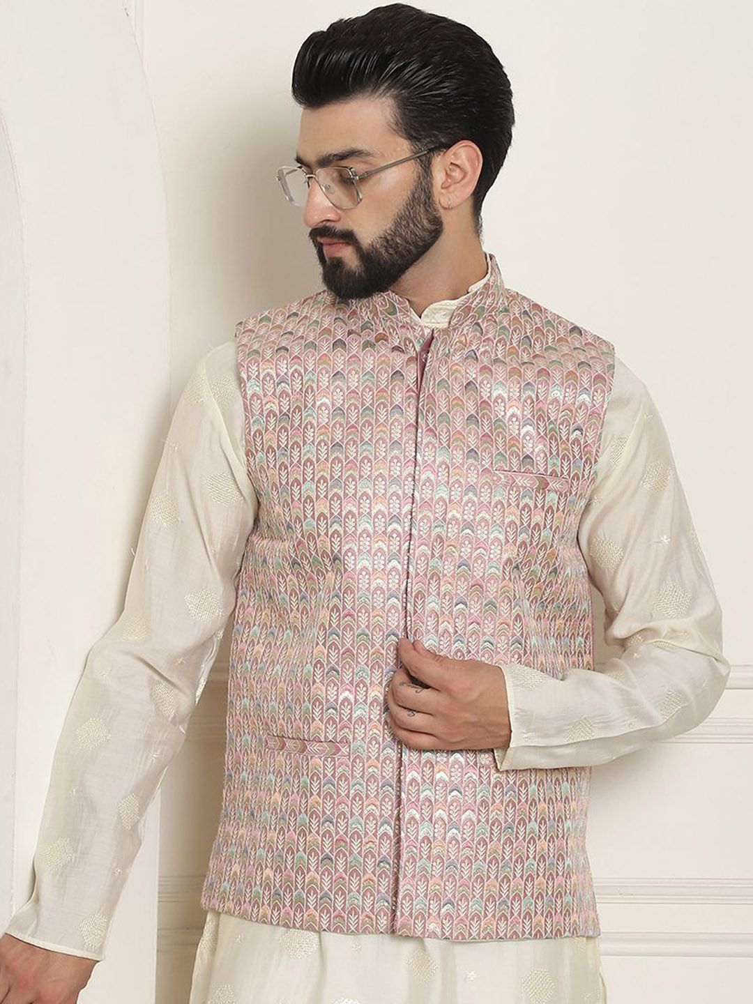 SOJANYA Jaket Tenun Nehru Bersulam