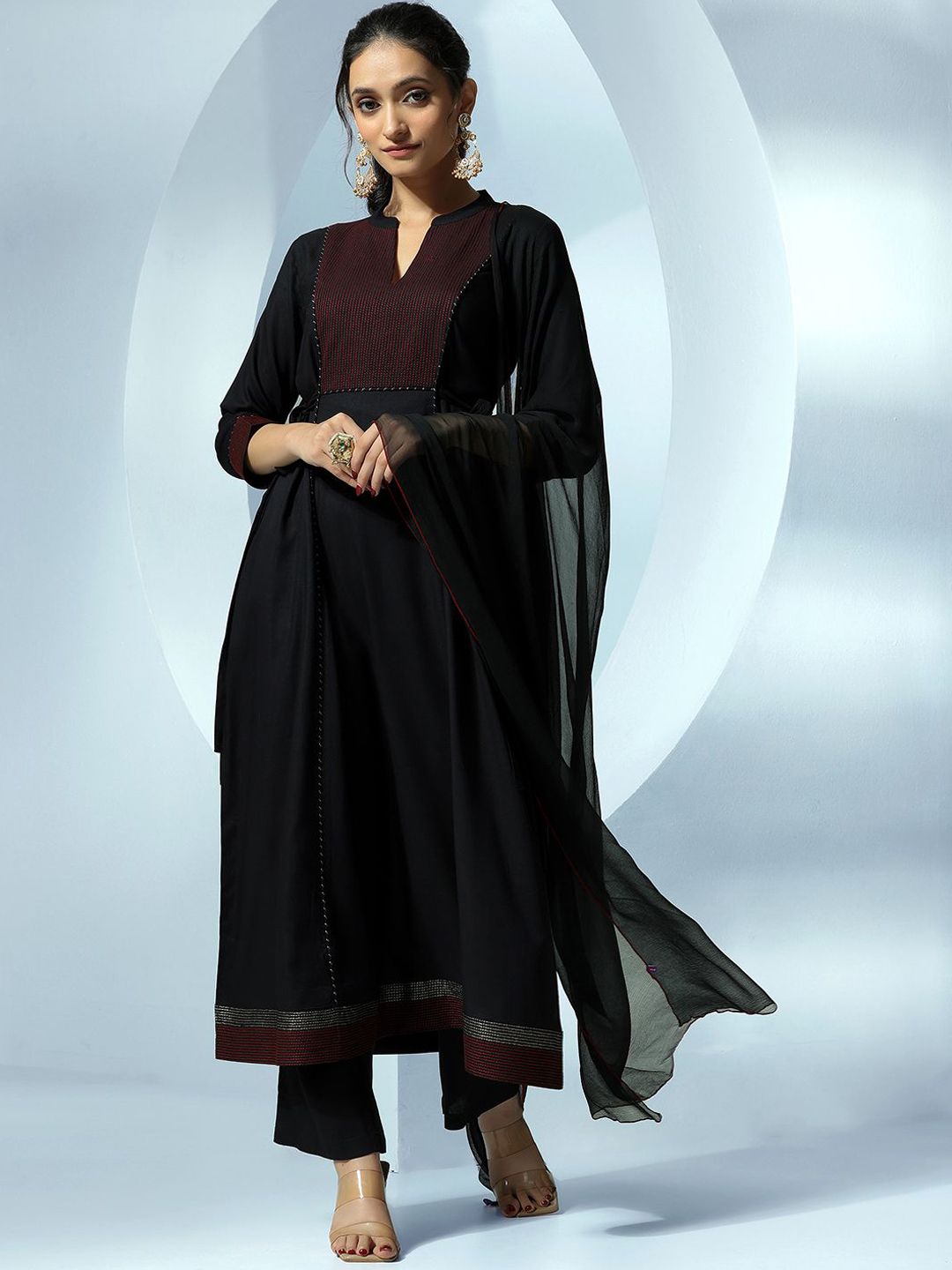 Libas Women Embroidered Thread Work Pure Cotton Kurta with Trousers & With Dupatta