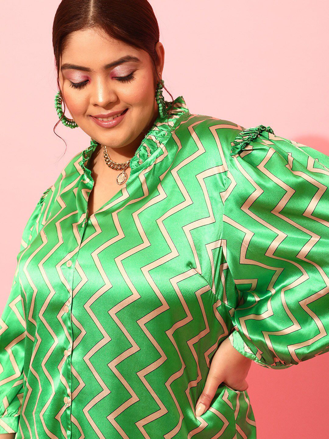 CURVY STREET Plus Size Comfort Fit Geometric Printed Puff Sleeves Satin Shirt