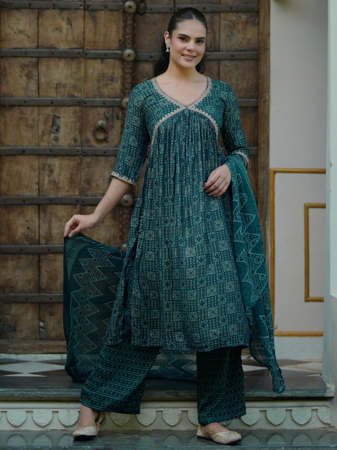 Libas Ethnic Motifs Printed Empire Gotta Patti Kurta with Trousers & Dupatta