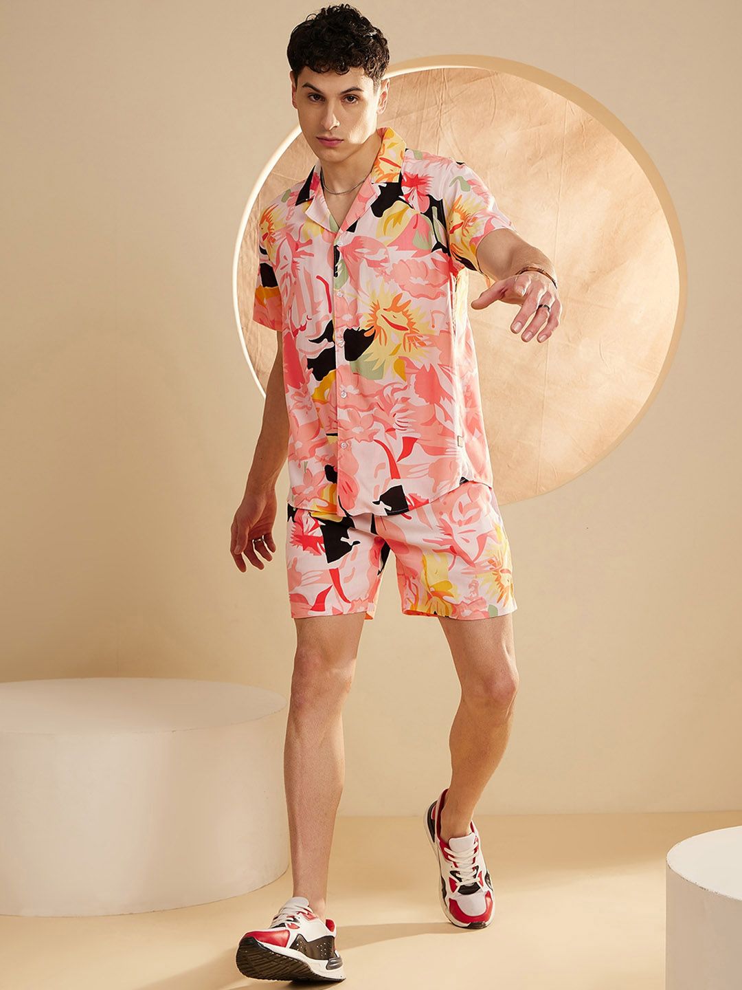 DENNISON The Vacay Mode Geometric Printed Collar Shirt With Shorts