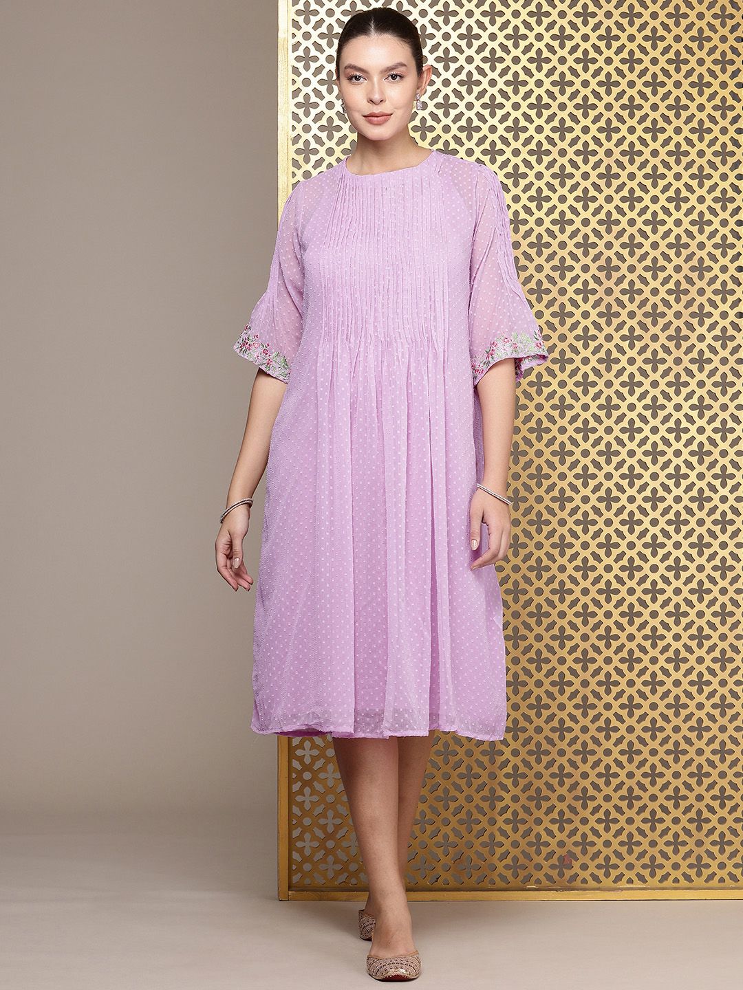 House of Pataudi Jashn Self Designed Embroidered Detail A-Line Midi Dress