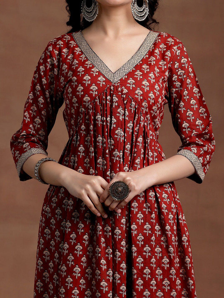 Libas V Neck Floral Printed Empire Pure Cotton A Line Kurta with Palazzo
