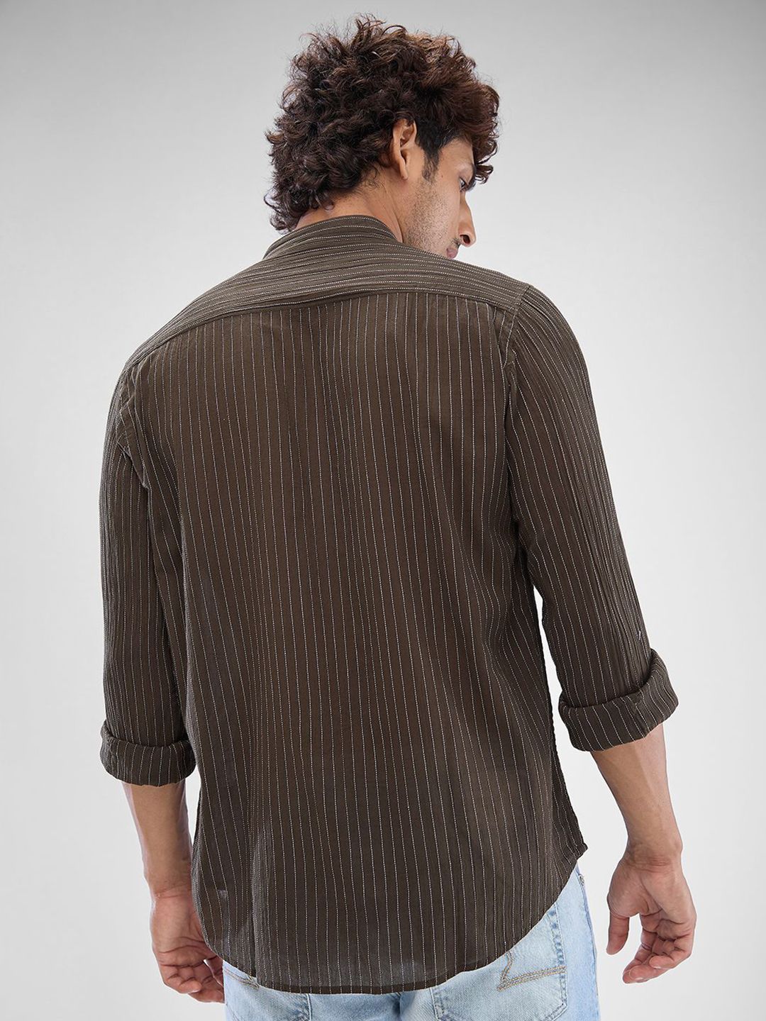 SPYKAR Men Slim Fit Opaque Striped Mandarin Collar Casual Shirt