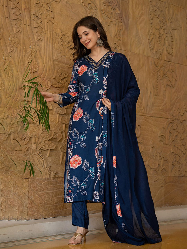 Kalini Wanita bunga bercetak kurta biasa dengan seluar & dengan dupatta