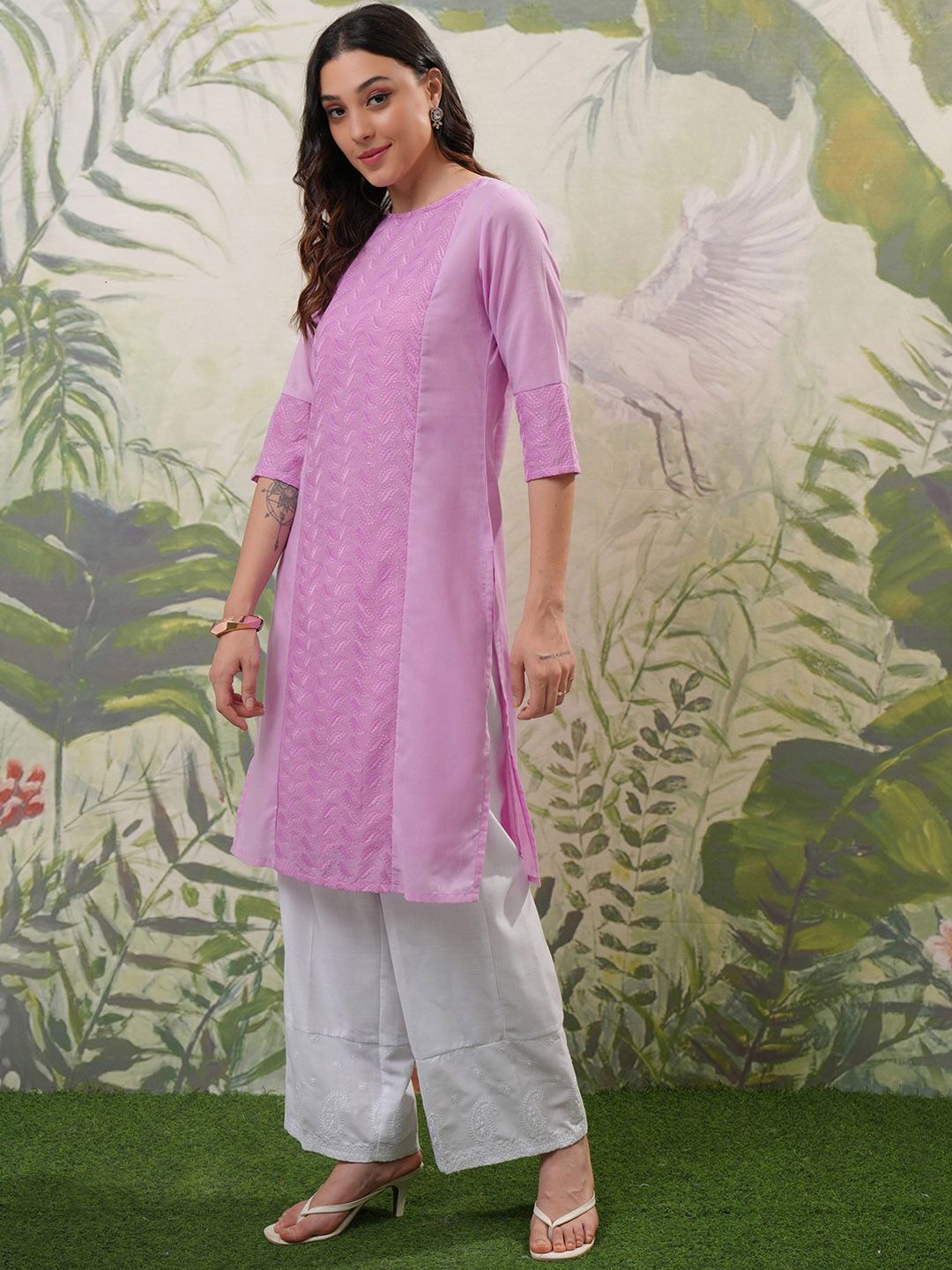 Vishudh Three-Quarter Sleeves Round Neck Gotta Patti Kurta