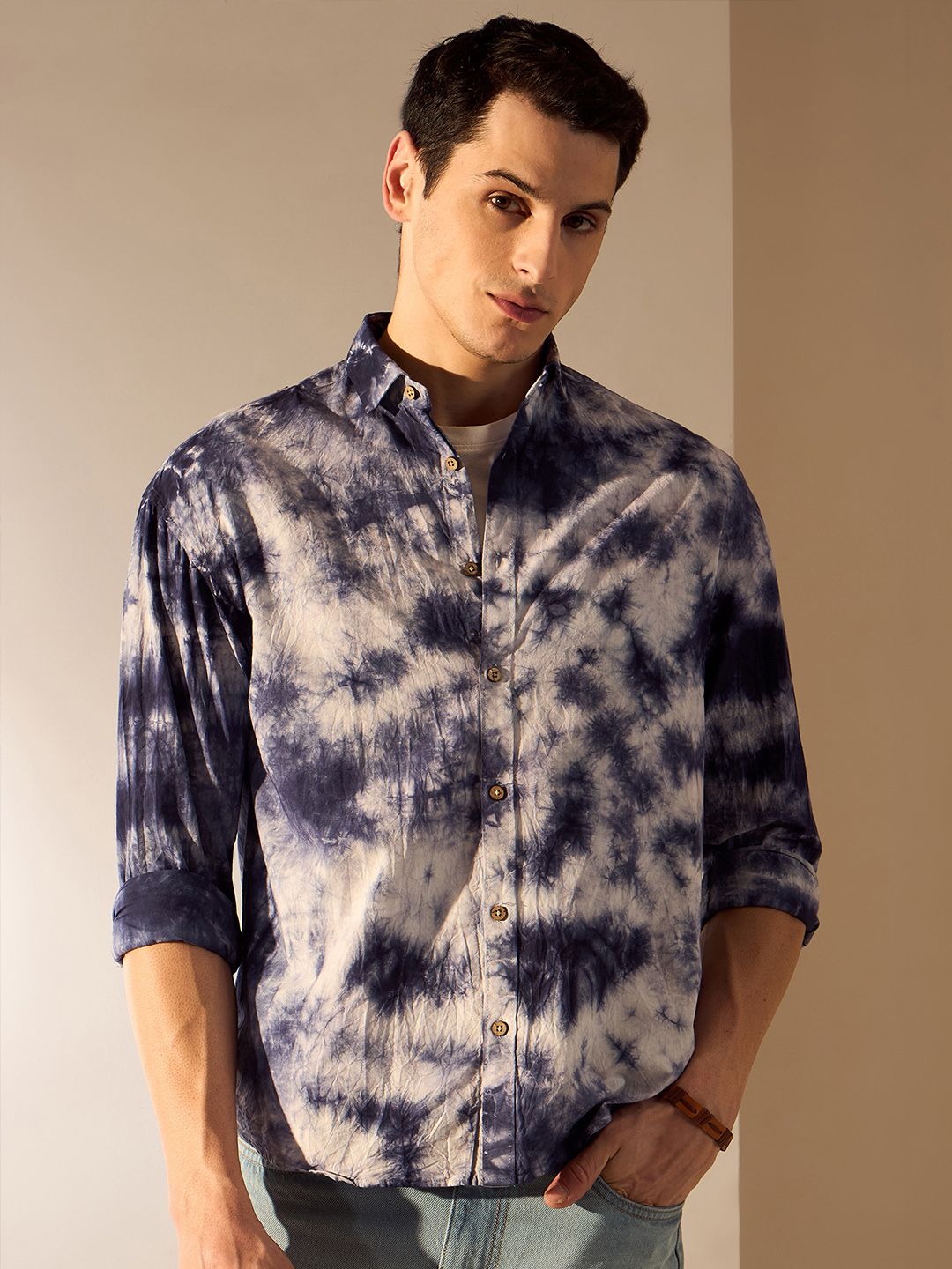 DENNISON Men Relaxed Spread Collar Dyed Cotton Oversized Casual Shirt