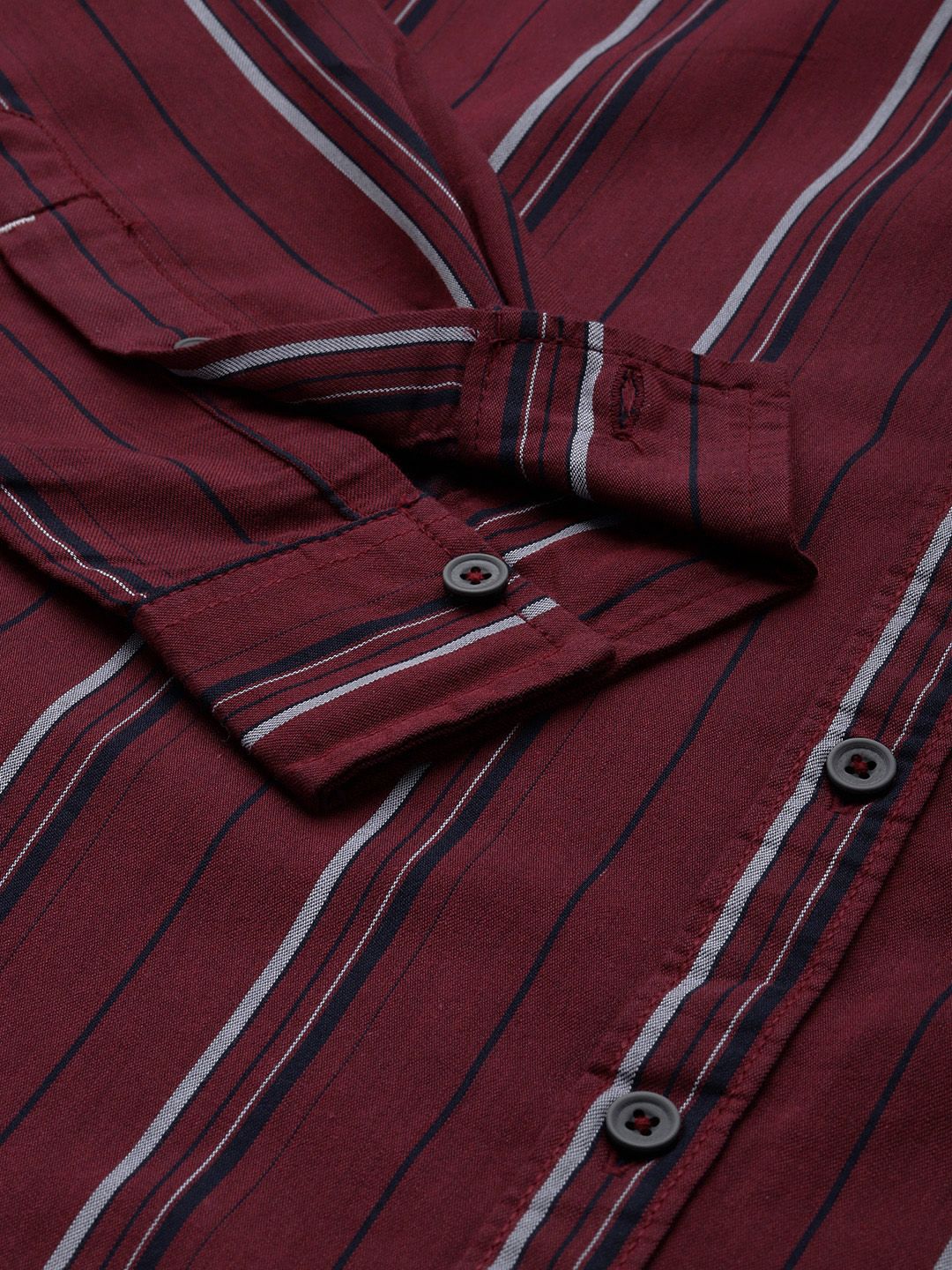 The Indian Garage Co Men Striped Casual Shirt