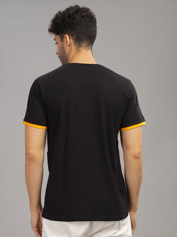 ADRO Colourblocked Regular Fit Cotton T-shirt