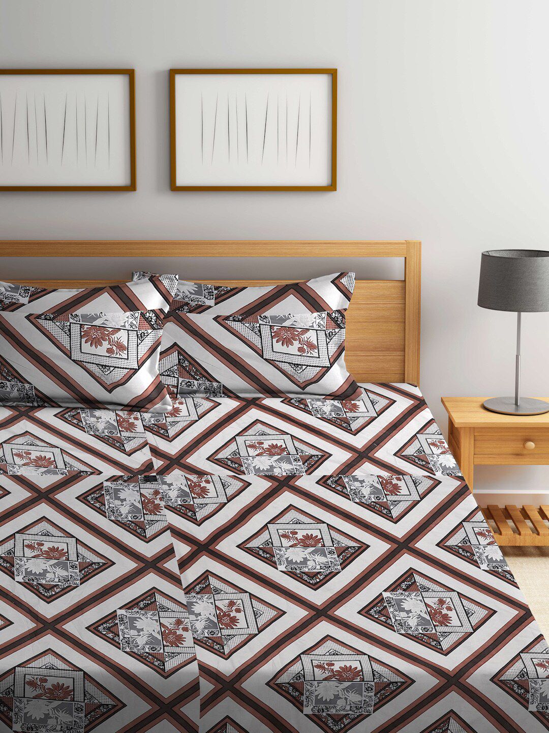 KLOTTHE White Geometric Polycotton 300 TC Dilengkapi Cadar Super King Halus dengan 2 Sarung Bantal-106 x 106 inci