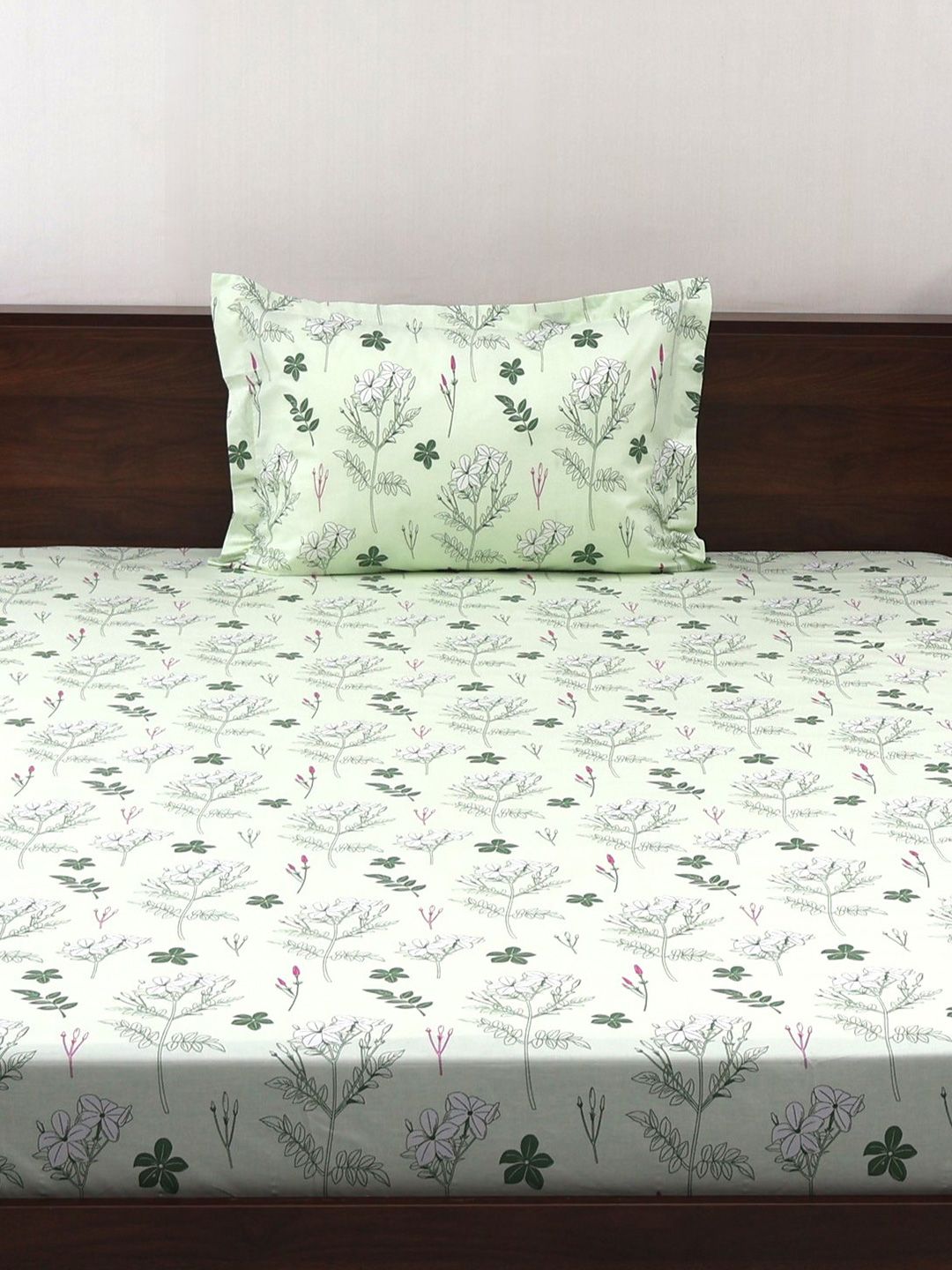 BOMBAY DYEING Green Vintage Printed Pure Cotton 180 TC  Bedsheet Set 1.52 m X 2.28 m