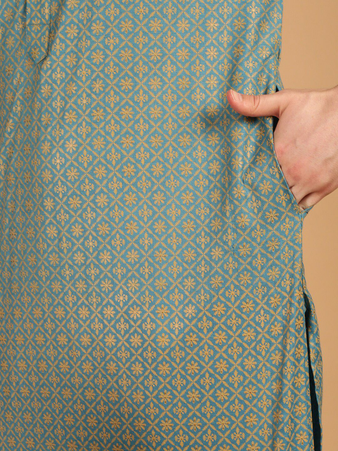 SOJANYA Ethnic Woven Design Cotton Linen Kurta